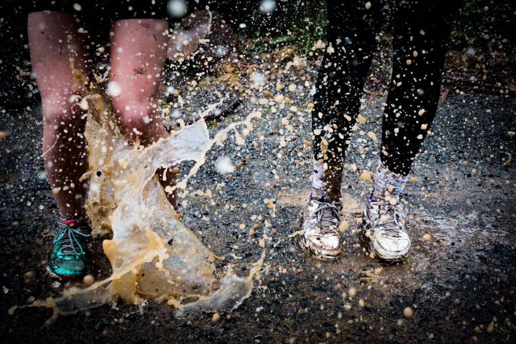 how to dry shoes fast