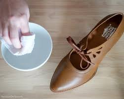 How to clean velvet shoes